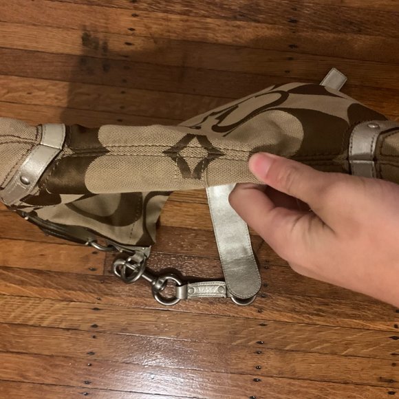 Canvas Silver Coach Bag - Picture 3 of 8